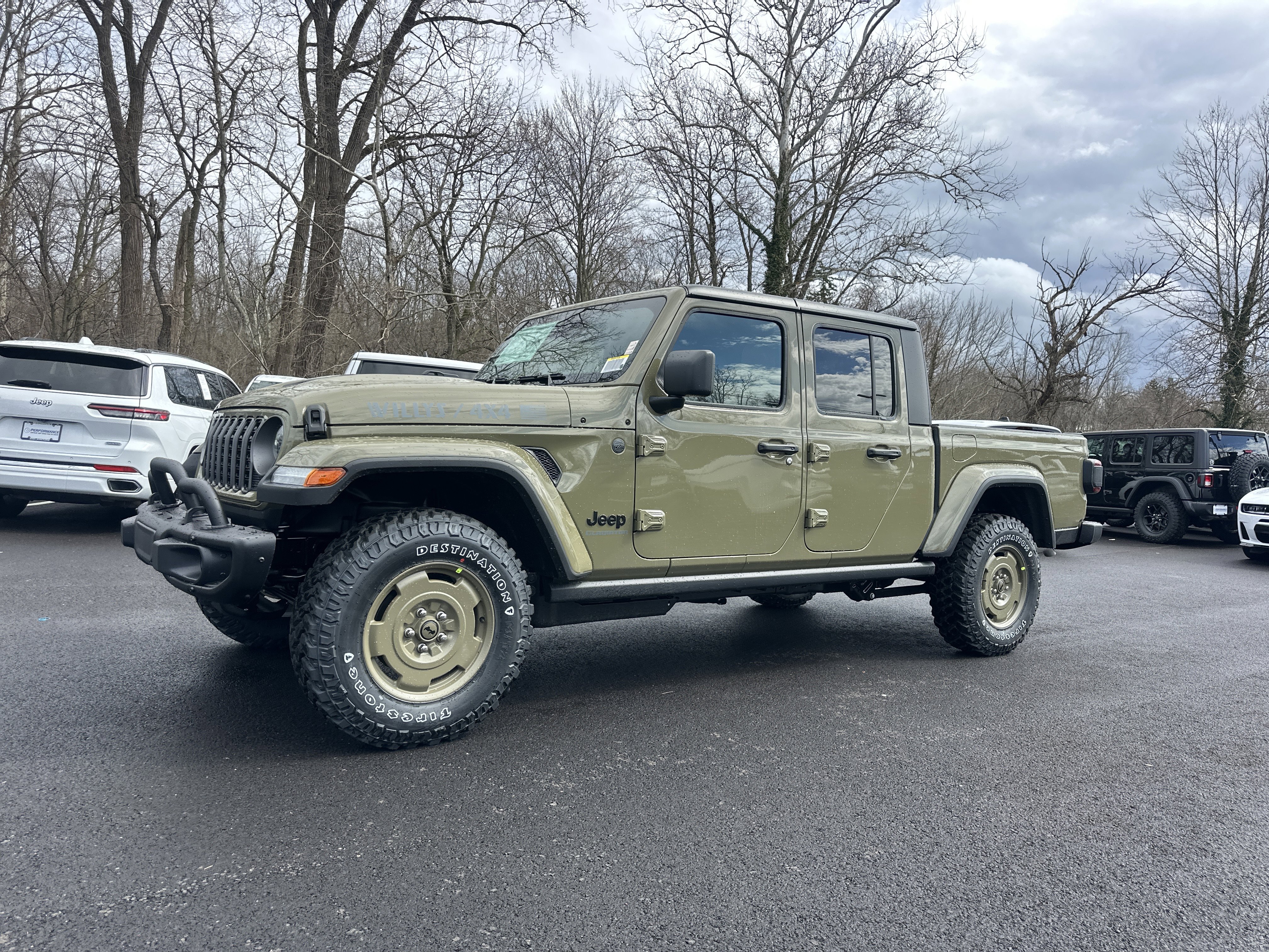 New 2026 Jeep Gladiator Willys AWD/4WD image 22