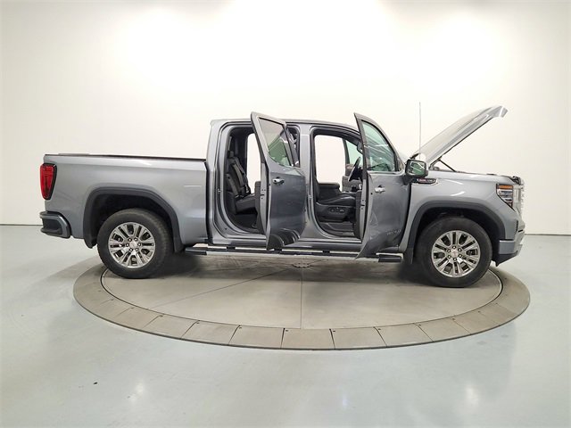 Used 2023 GMC Sierra 1500 Denali w/ Technology Package image 17