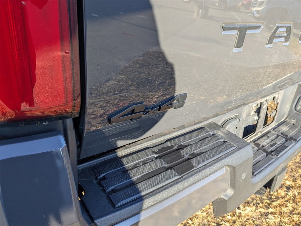 Used 2024 Toyota Tacoma TRD Sport w/ TRD Sport Premium Package image 8