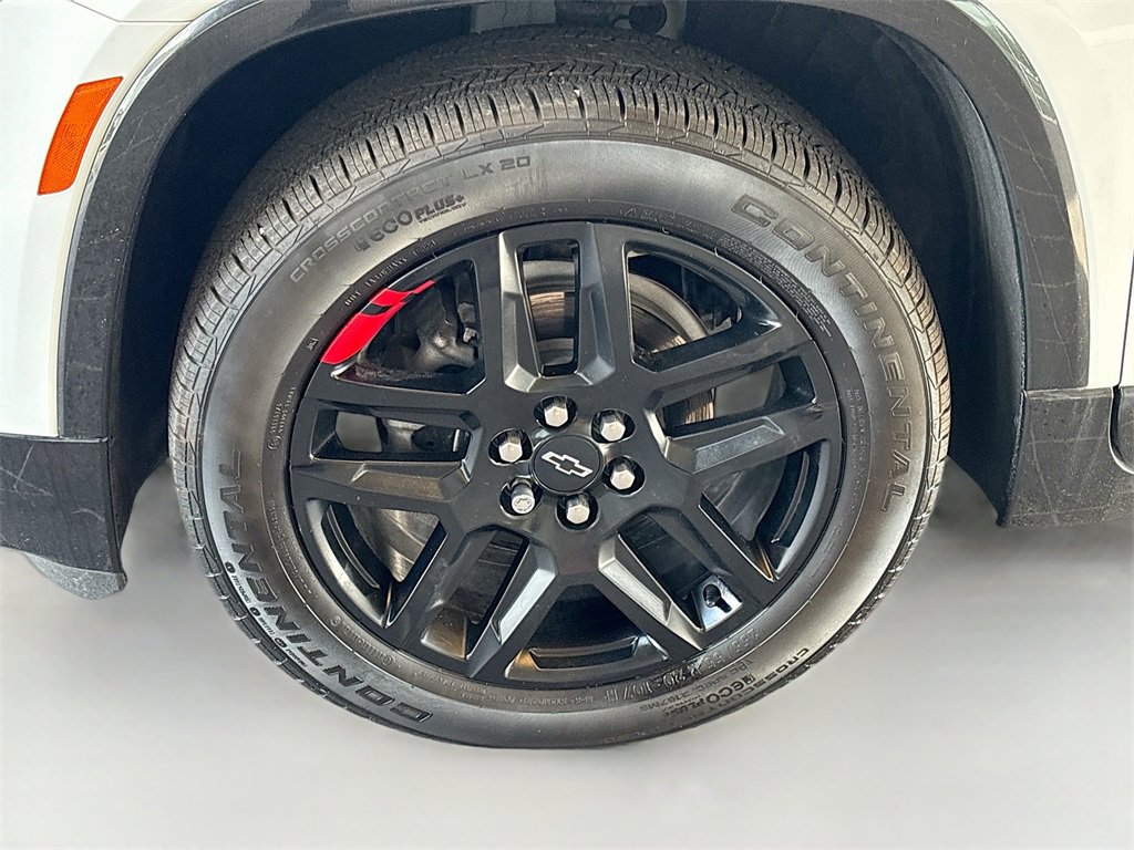 Used 2023 Chevrolet Traverse Premier w/ Redline Edition image 33