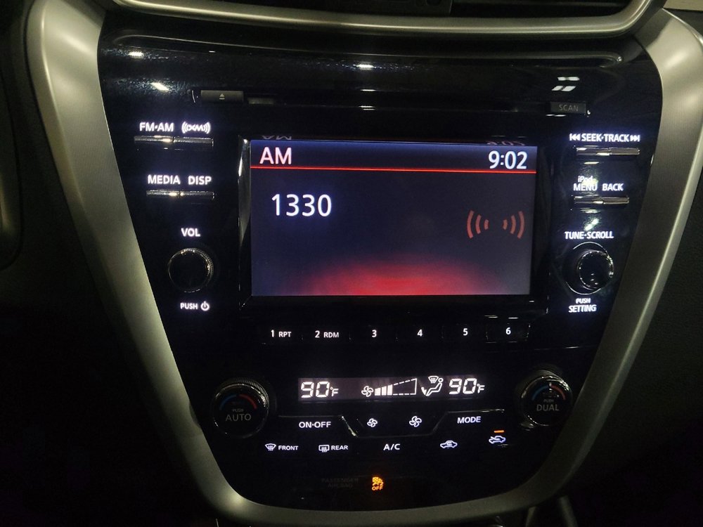 Used 2017 Nissan Murano S image 25