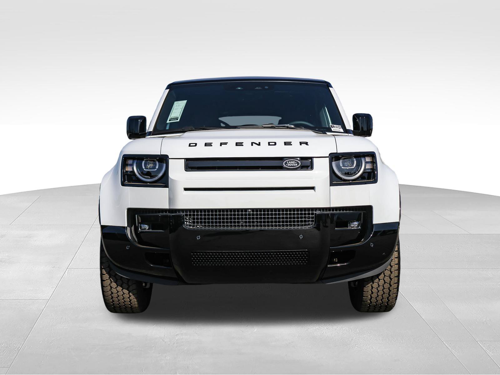New 2026 Land Rover Defender 110 X-Dynamic SE AWD/4WD image 2
