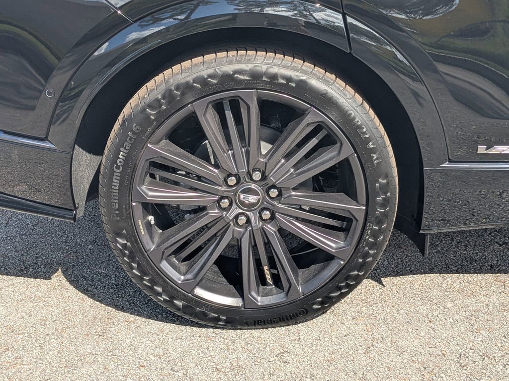 New 2026 Cadillac Lyriq V w/ LPO, Floor Liner Package image 10