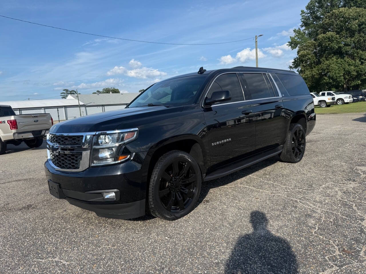 Used 2018 Chevrolet Suburban LT AWD/4WD image 10