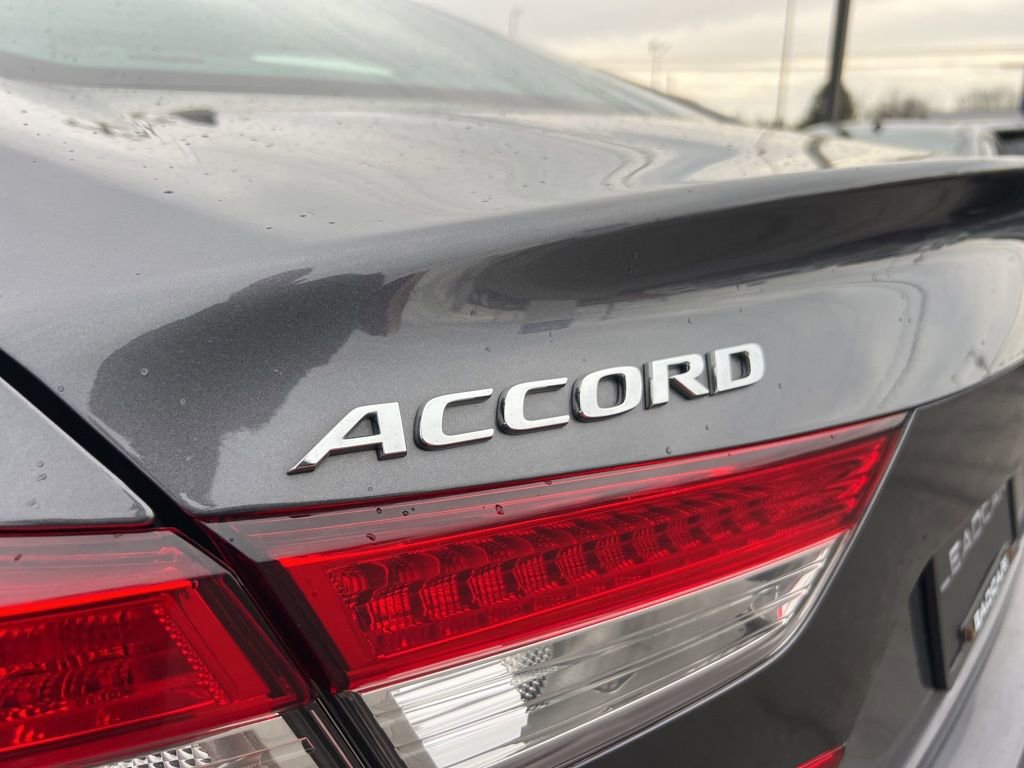 Used 2020 Honda Accord EX image 31