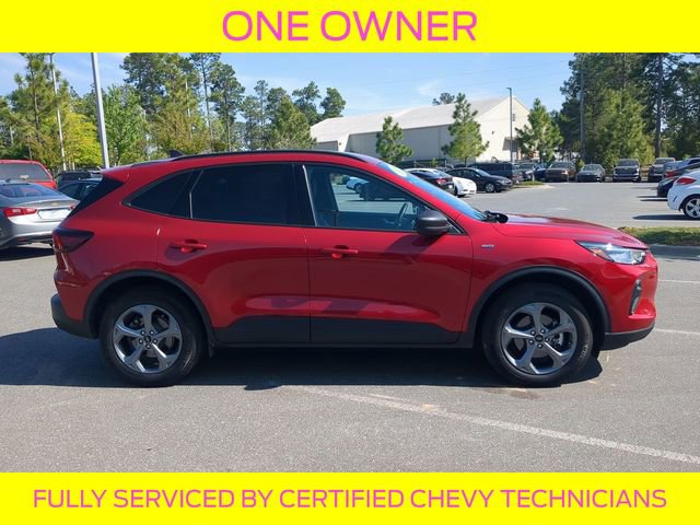 Used 2025 Ford Escape ST-Line AWD/4WD image 4