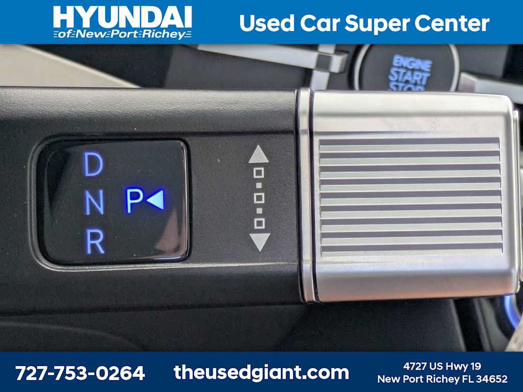 Used 2026 Hyundai Santa Fe SEL w/ Tow & Go Package FWD image 38