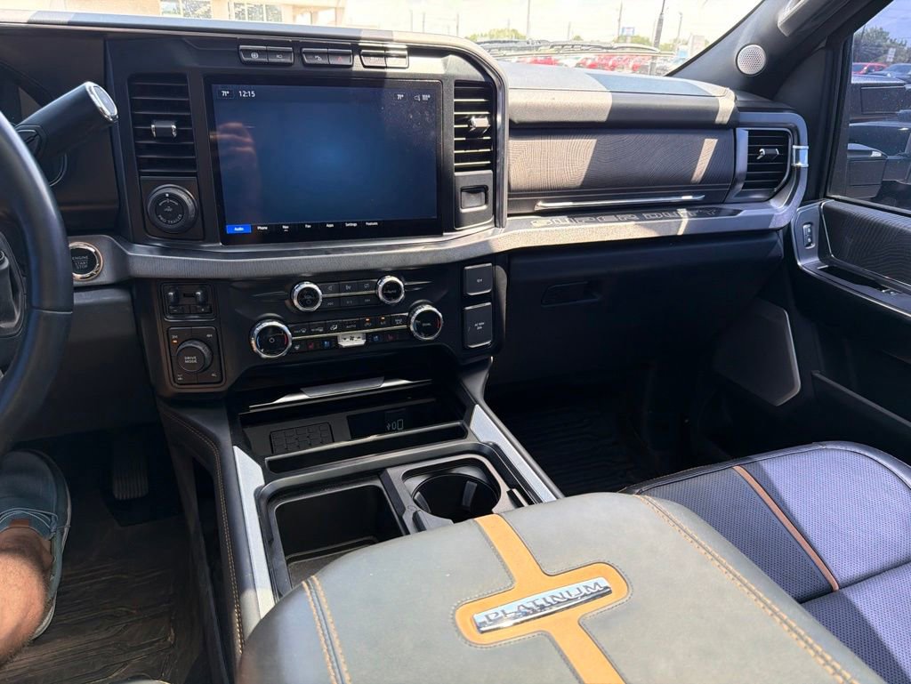 Used 2023 Ford F250 Platinum AWD/4WD image 19