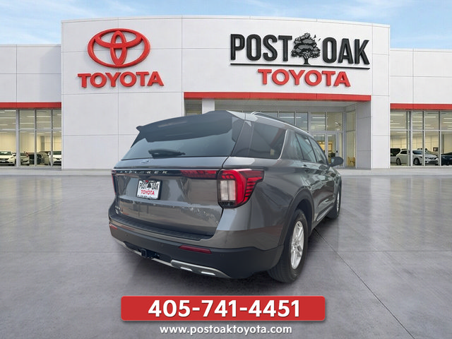 Used 2025 Ford Explorer Active w/ Active Comfort Package RWD image 6