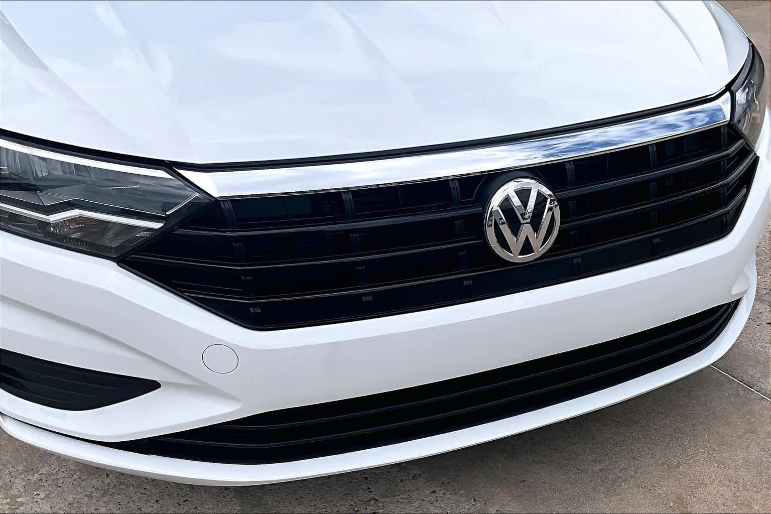 Used 2021 Volkswagen Jetta R-Line FWD image 29