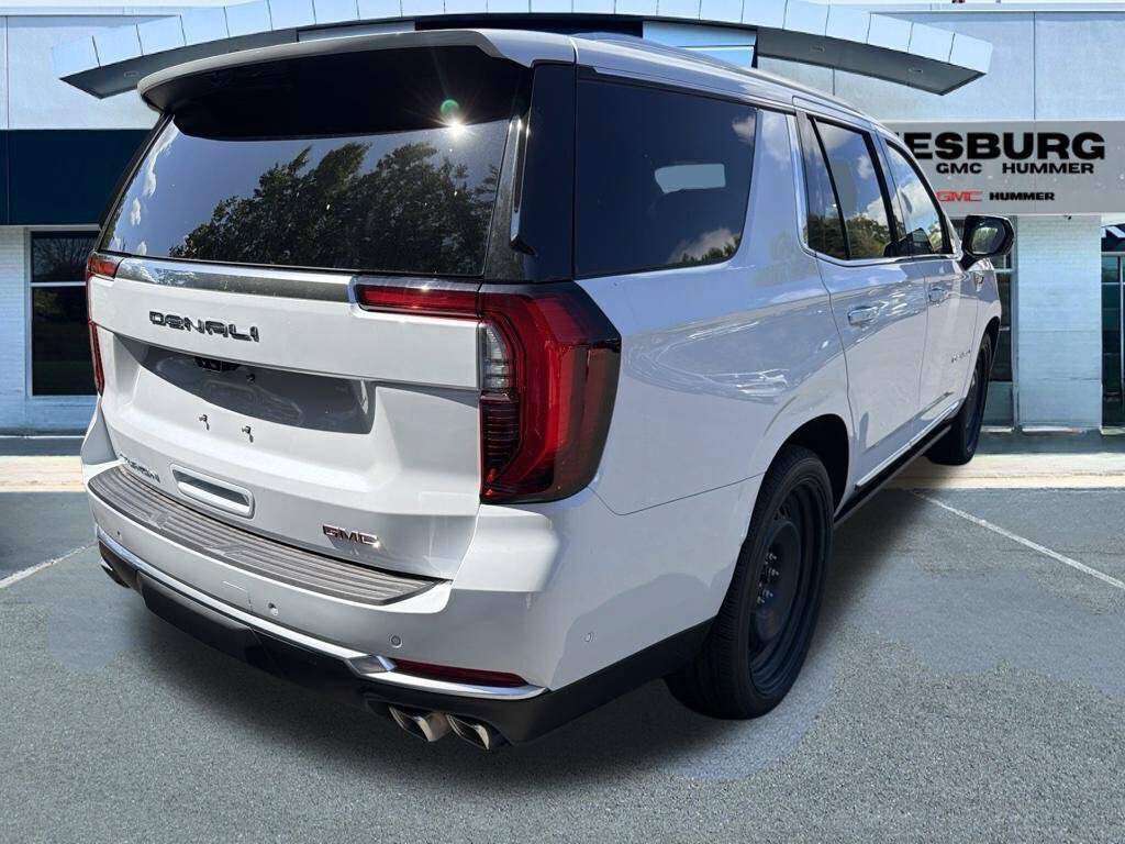 New 2026 GMC Yukon Denali w/ Denali Reserve Package AWD/4WD image 7