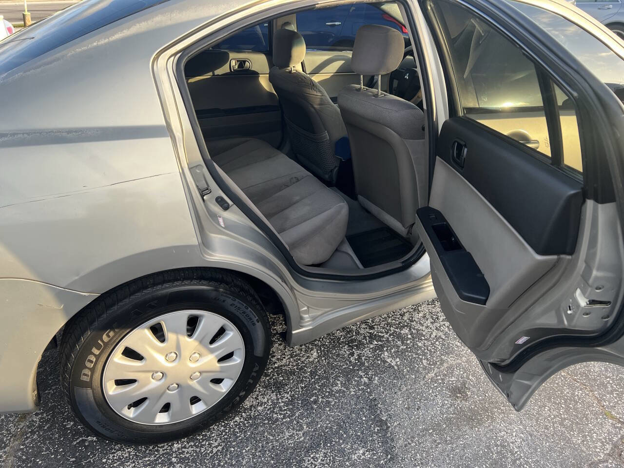 Used 2004 Mitsubishi Galant LS image 11