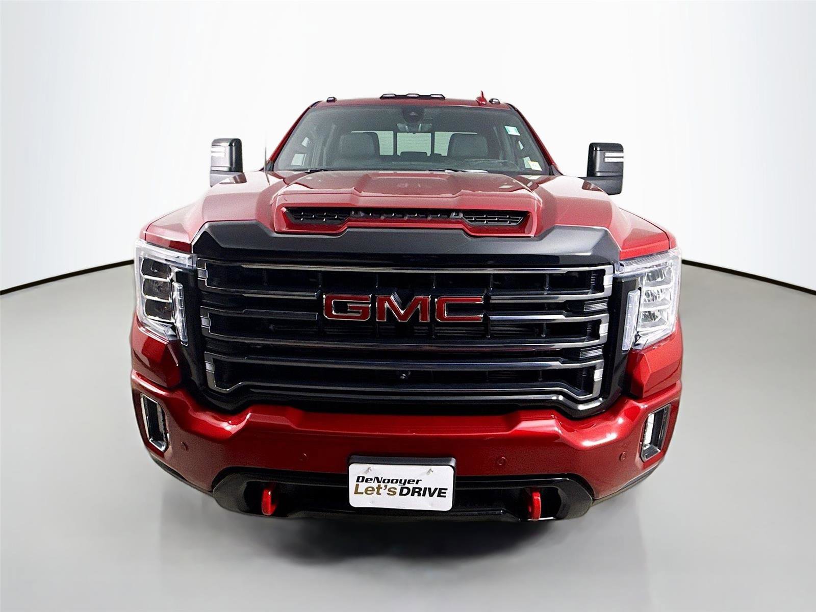 Used 2022 GMC Sierra 2500 AT4 w/ AT4 Premium Plus Package AWD/4WD image 4