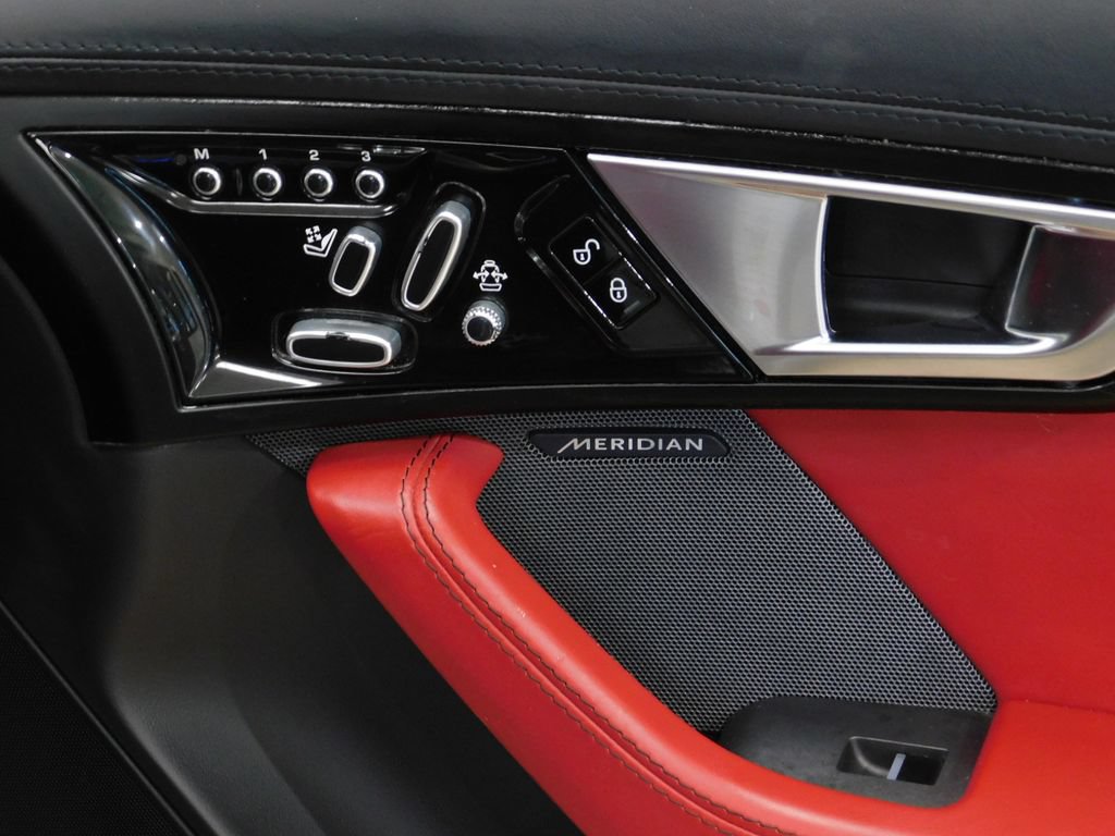 Used 2014 Jaguar F-TYPE S RWD image 91