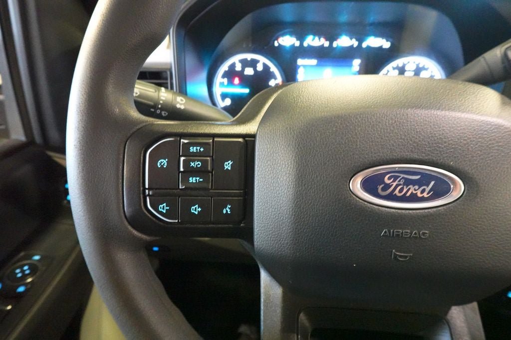 Used 2023 Ford F250 XL AWD/4WD image 11