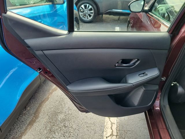 Used 2024 Nissan Sentra SV FWD image 27