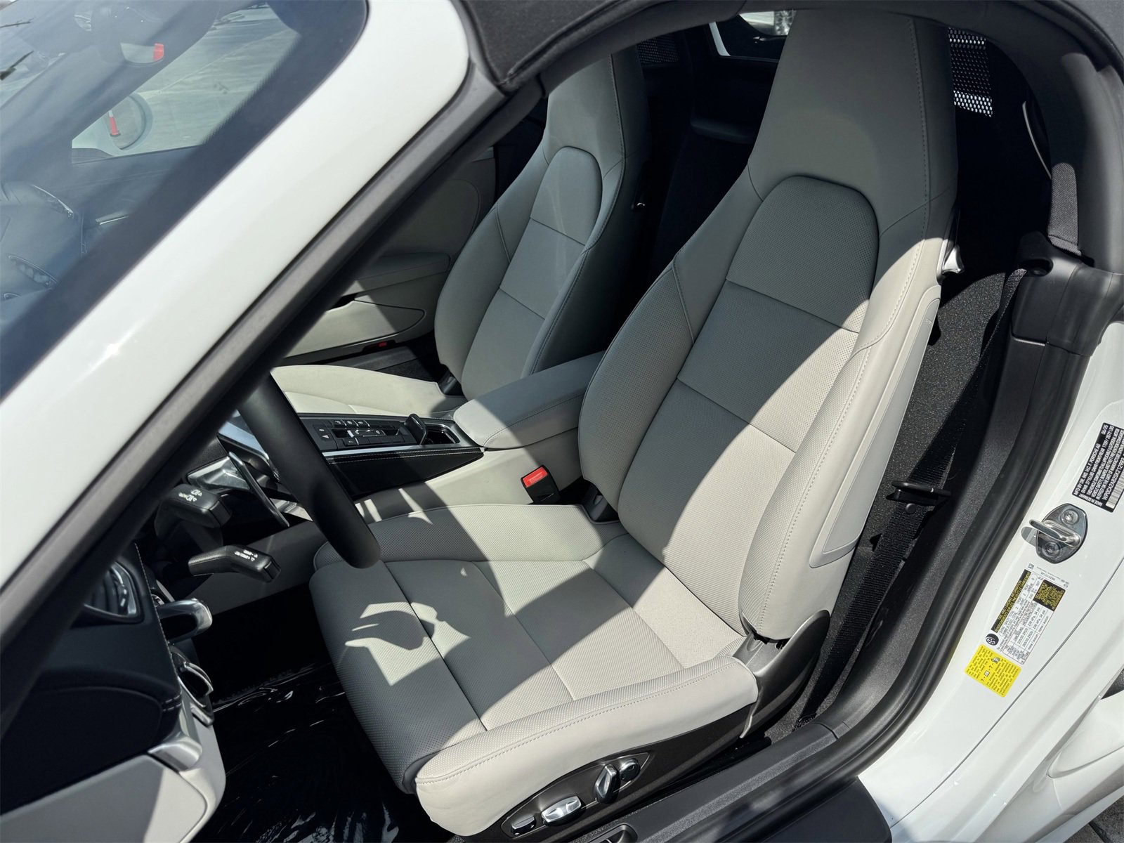 New 2025 Porsche 718 Boxster image 5