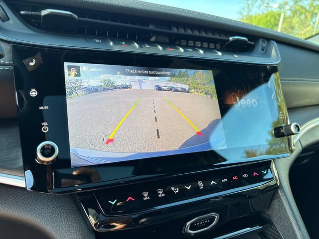 New 2027 Jeep Grand Cherokee Limited AWD/4WD image 23