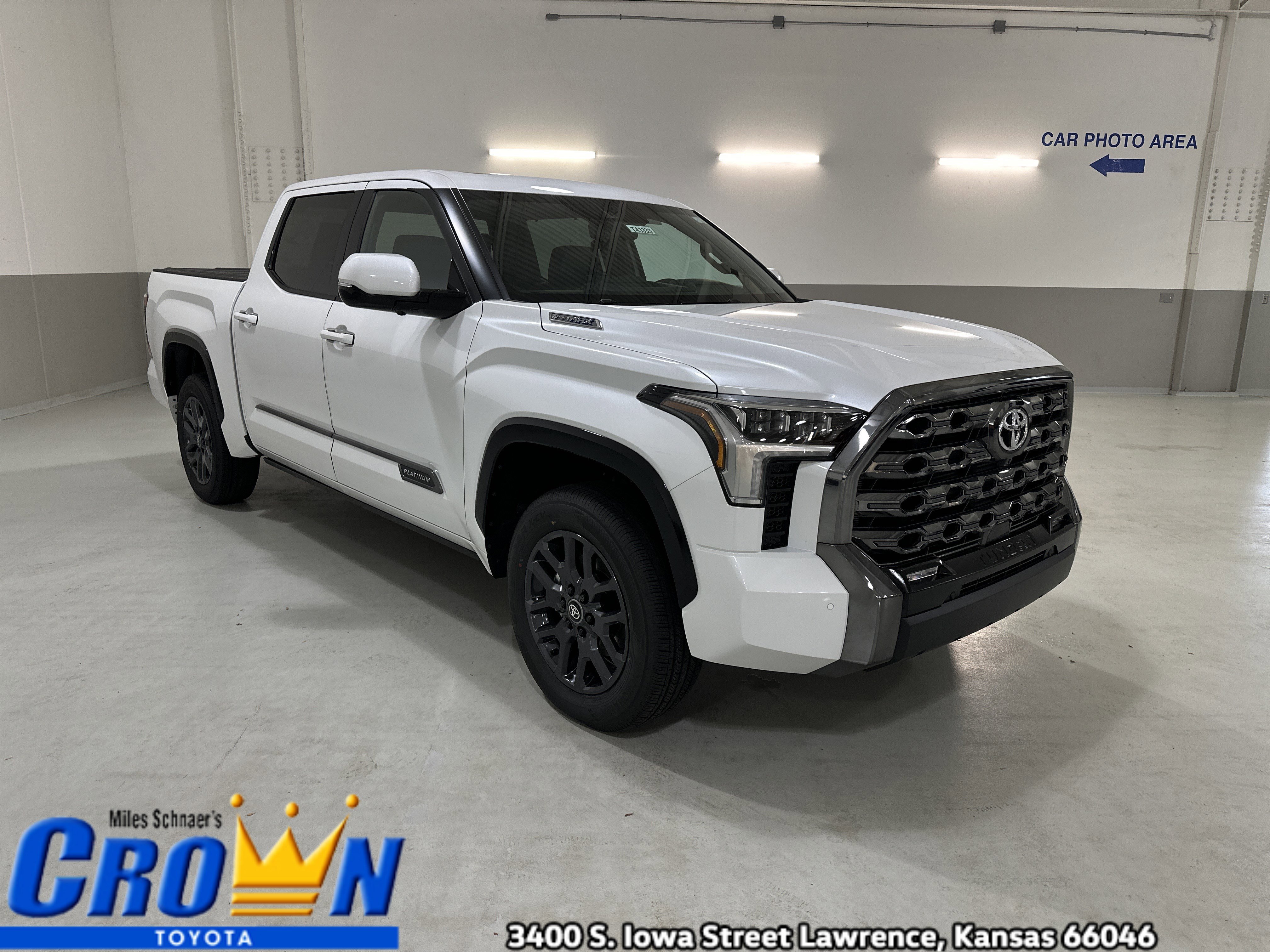 New 2026 Toyota Tundra Platinum image 4