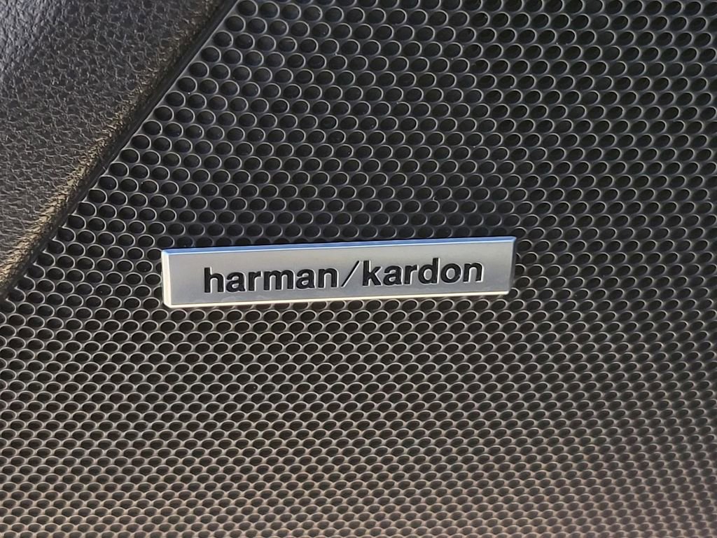 Certified 2025 Subaru Crosstrek 2.5i Limited w/ Crosstrek Mirror Package image 19