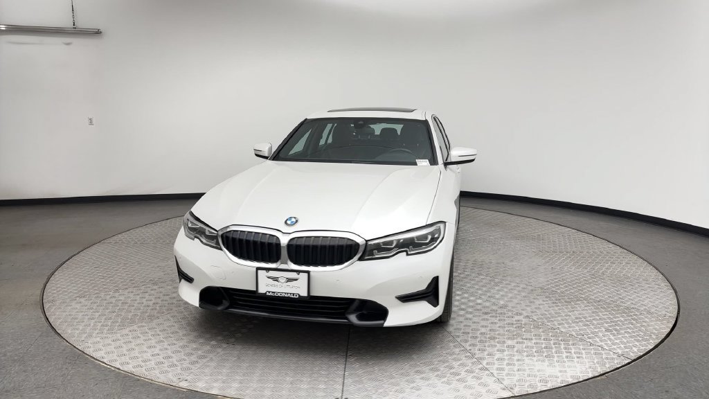 Used 2019 BMW 330i xDrive Sedan w/ Convenience Package AWD/4WD image 7