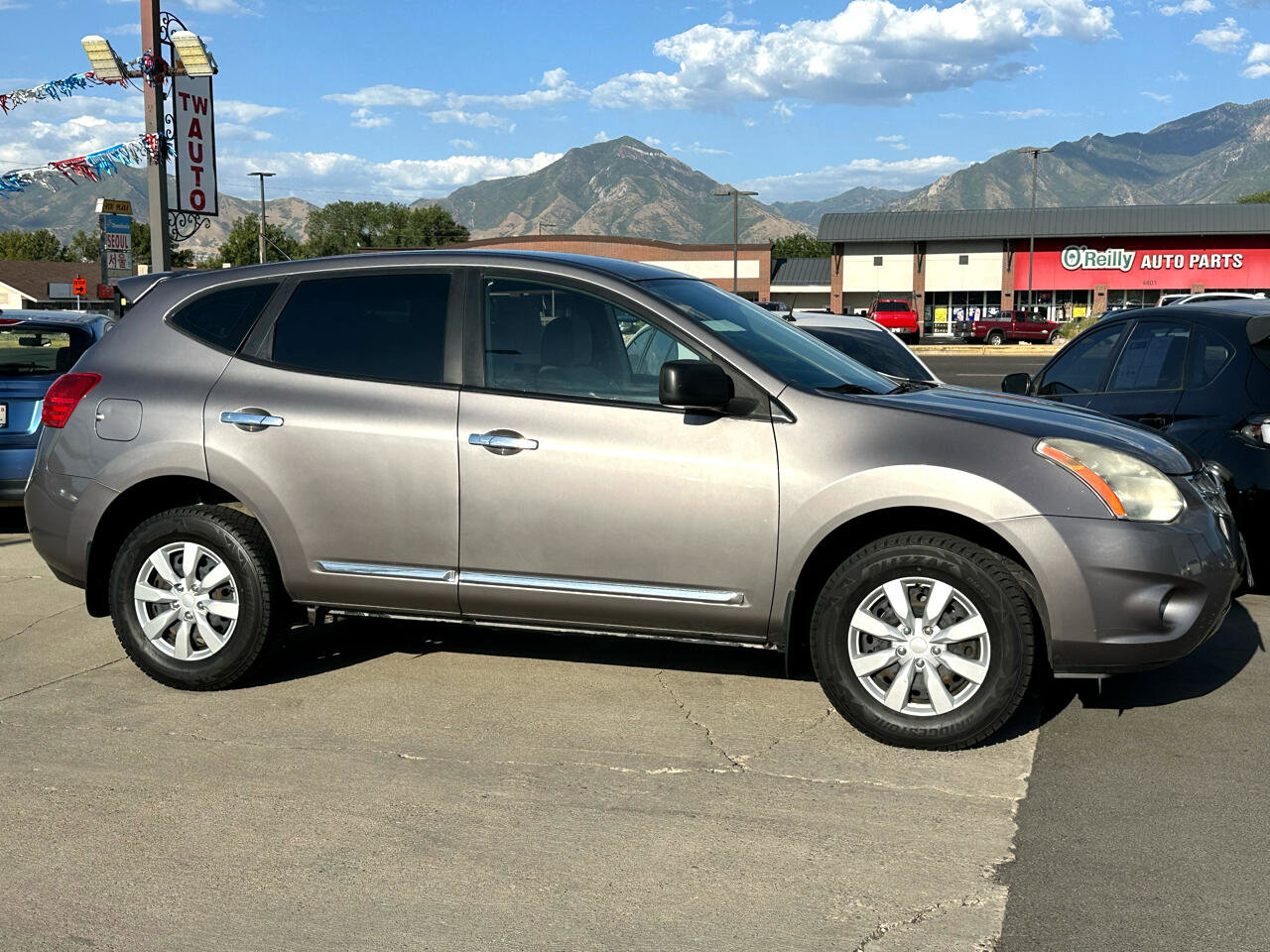 Used 2013 Nissan Rogue S image 4
