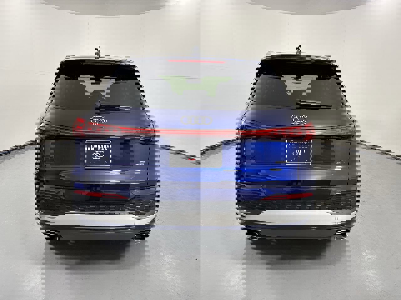 Used 2025 Audi Q5 Premium Plus w/ Premium Plus image 6