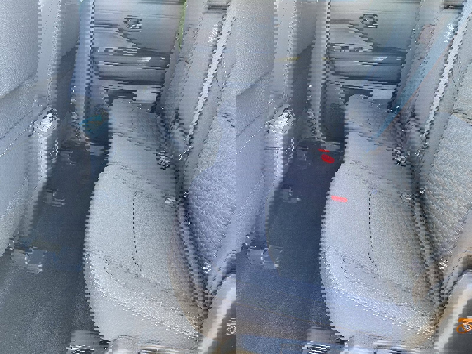 New 2025 Nissan Pathfinder SV image 18