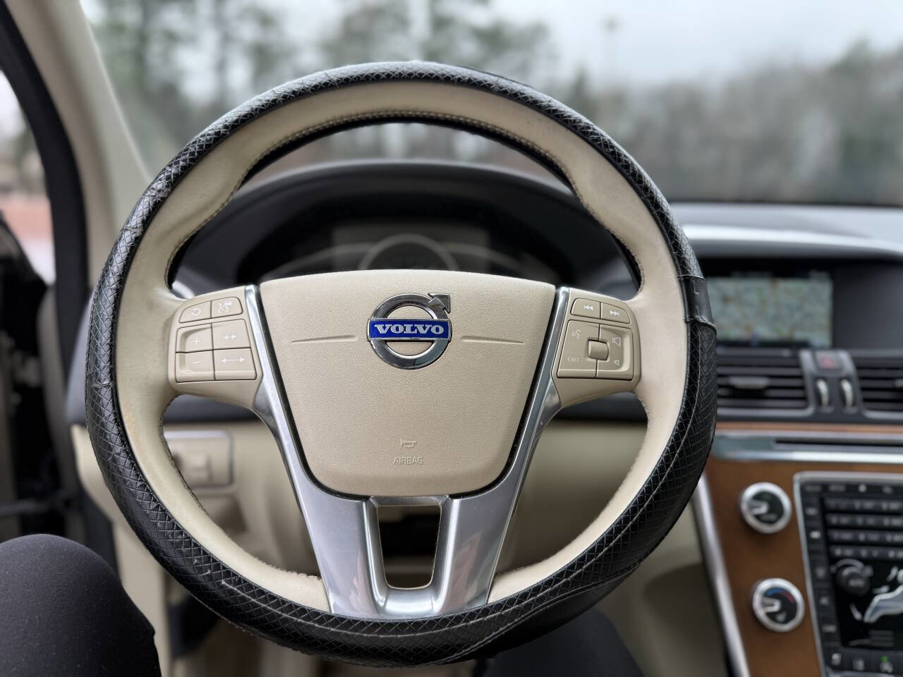 Used 2015 Volvo XC60 T5 Platinum FWD image 26