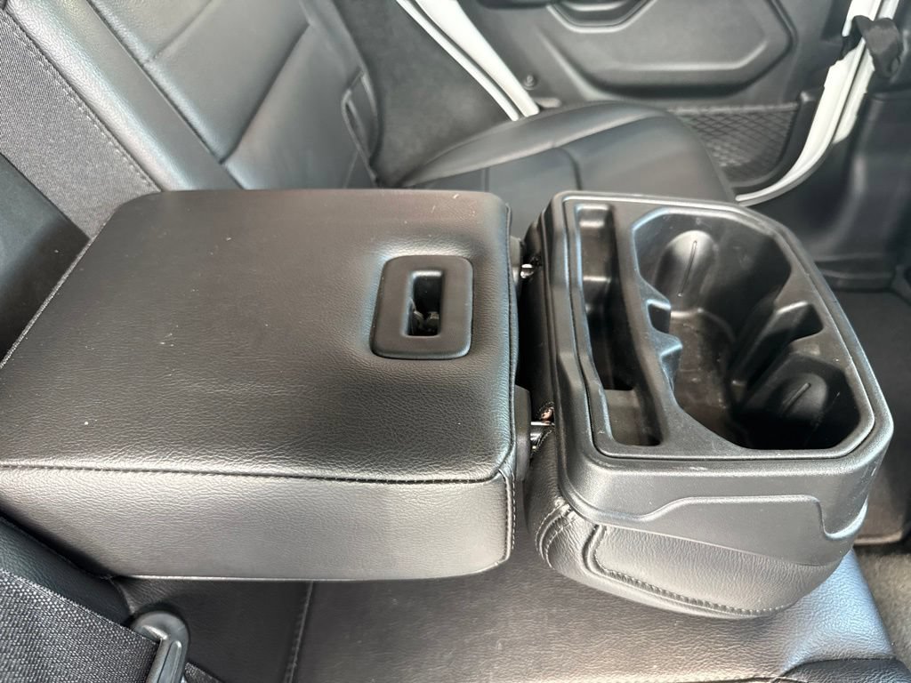 Used 2023 Jeep Wrangler Unlimited Sahara AWD/4WD image 65