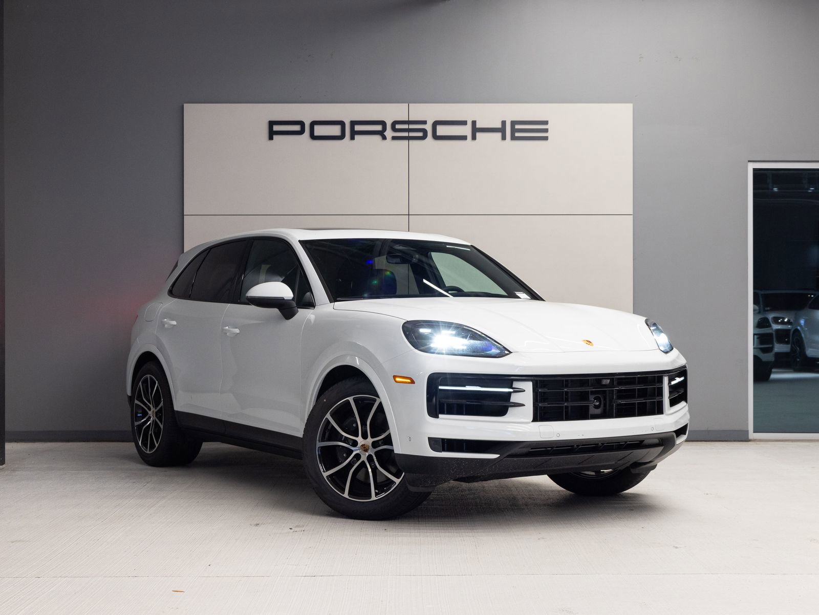 New 2026 Porsche Cayenne AWD/4WD image 9