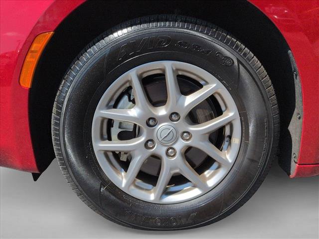 Used 2026 Chrysler Voyager LX FWD image 21