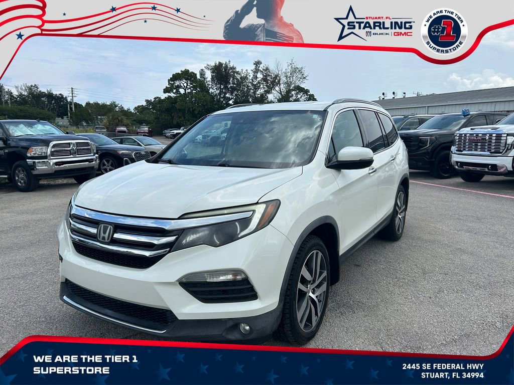 Used 2017 Honda Pilot Touring image 2