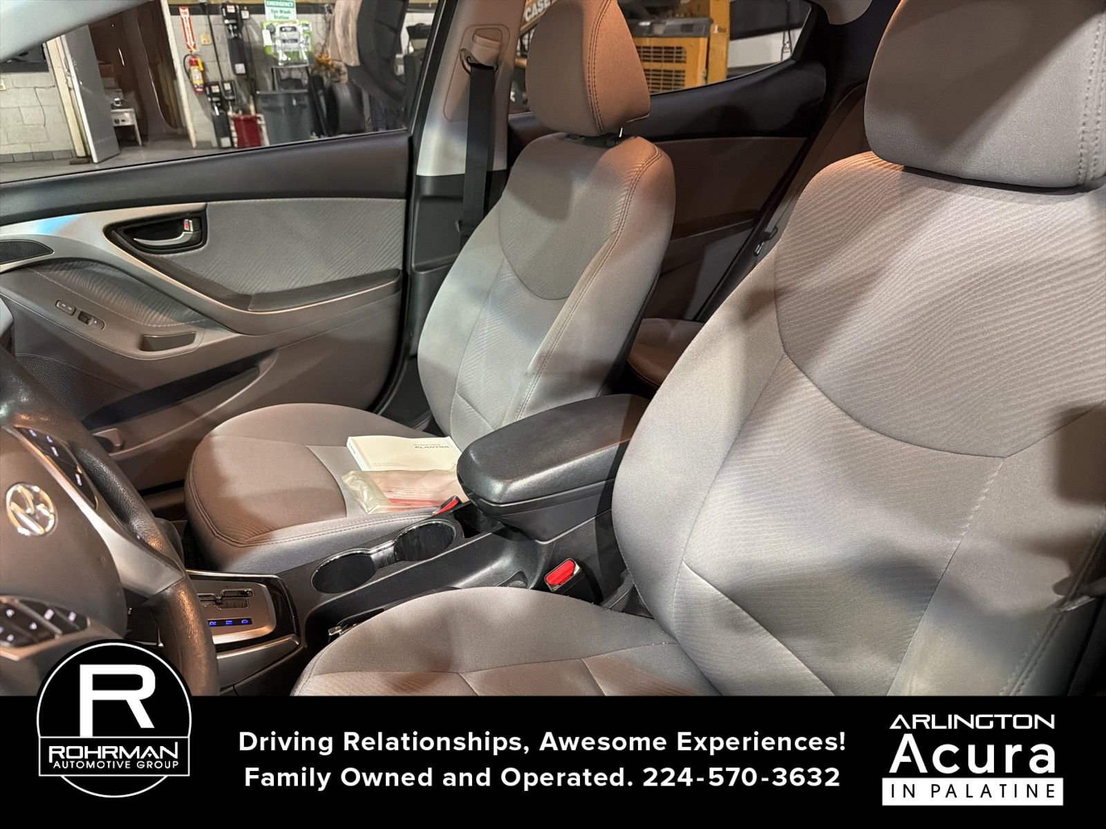 Used 2013 Hyundai Elantra GLS w/ Preferred Pkg image 9