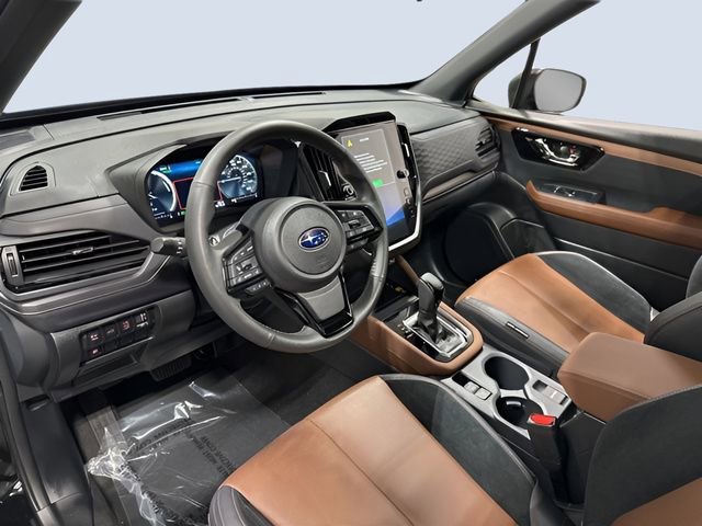 Used 2025 Subaru Forester Touring AWD/4WD image 14