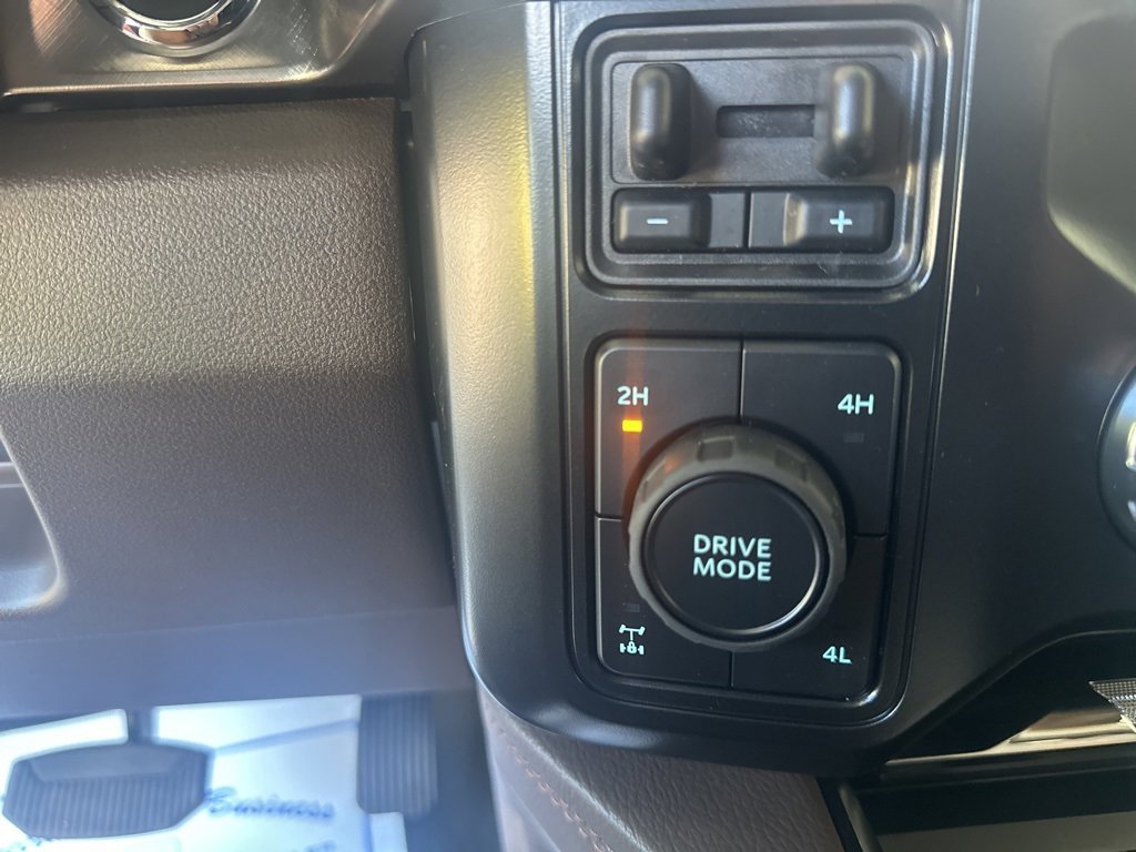 New 2025 Ford F350 King Ranch w/ Chrome Package image 13