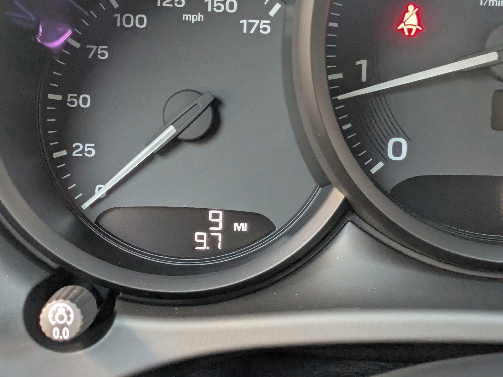 New 2026 Porsche Macan image 17