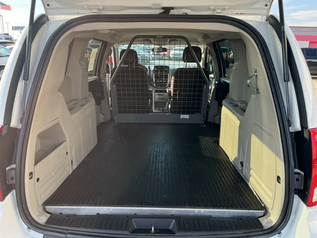Used 2014 RAM C/V Tradesman w/ UConnect Hands-Free Group image 27