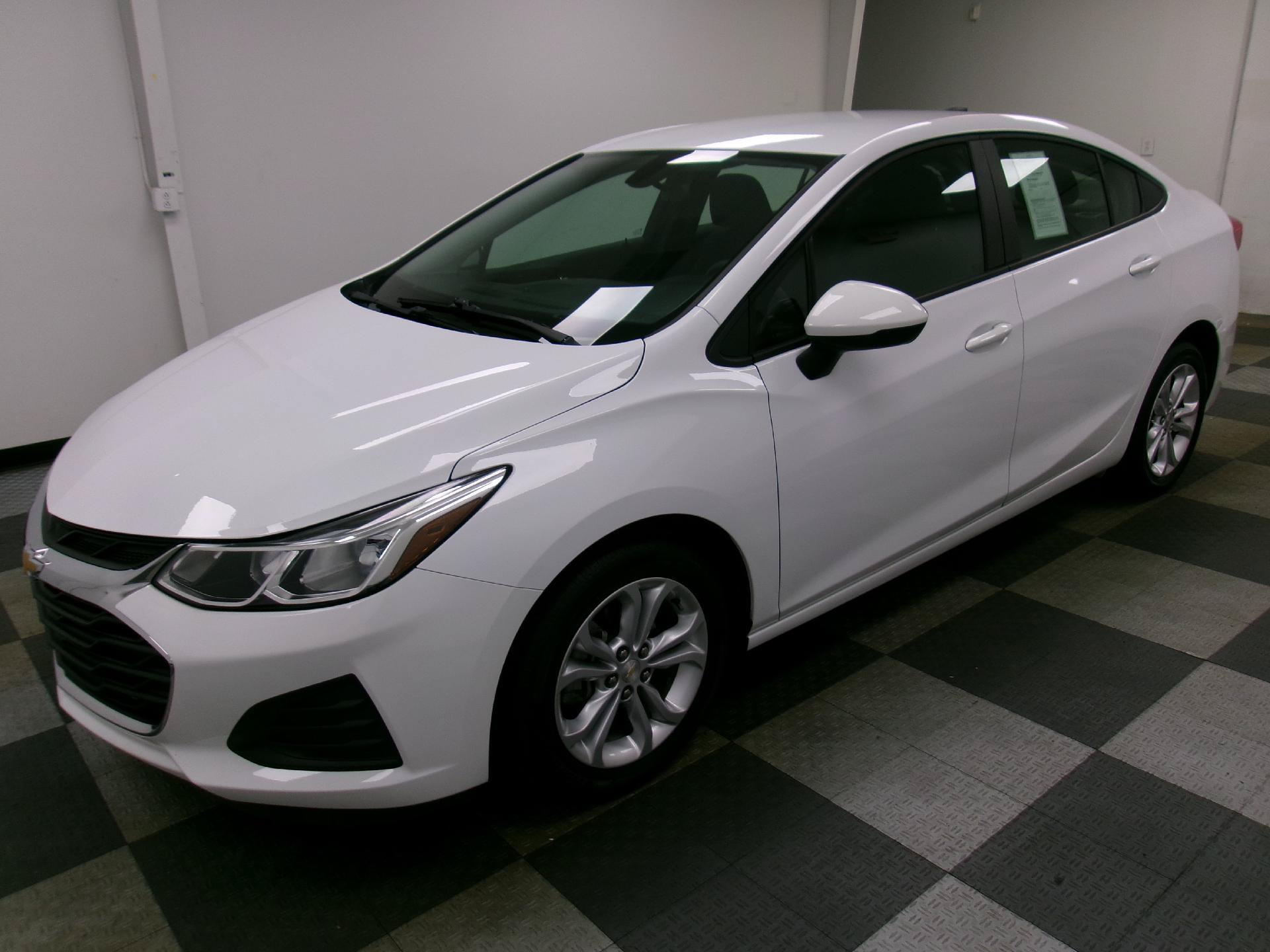 Used 2019 Chevrolet Cruze LS w/ LS Convenience Package