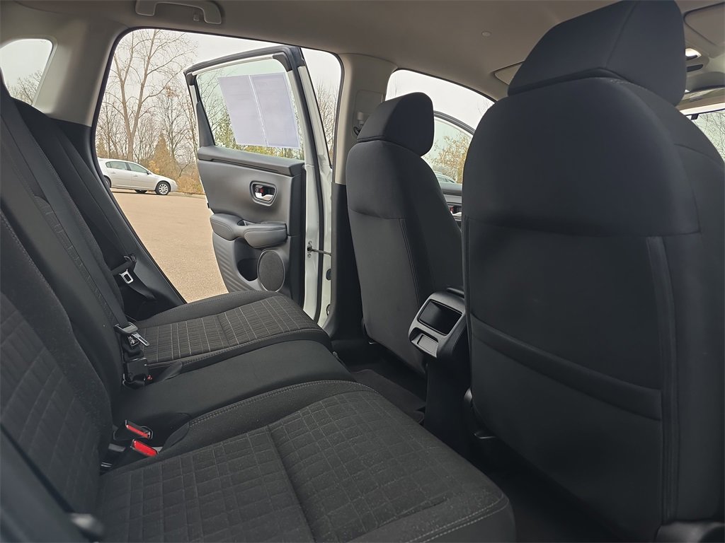 Used 2023 Honda HR-V LX image 11