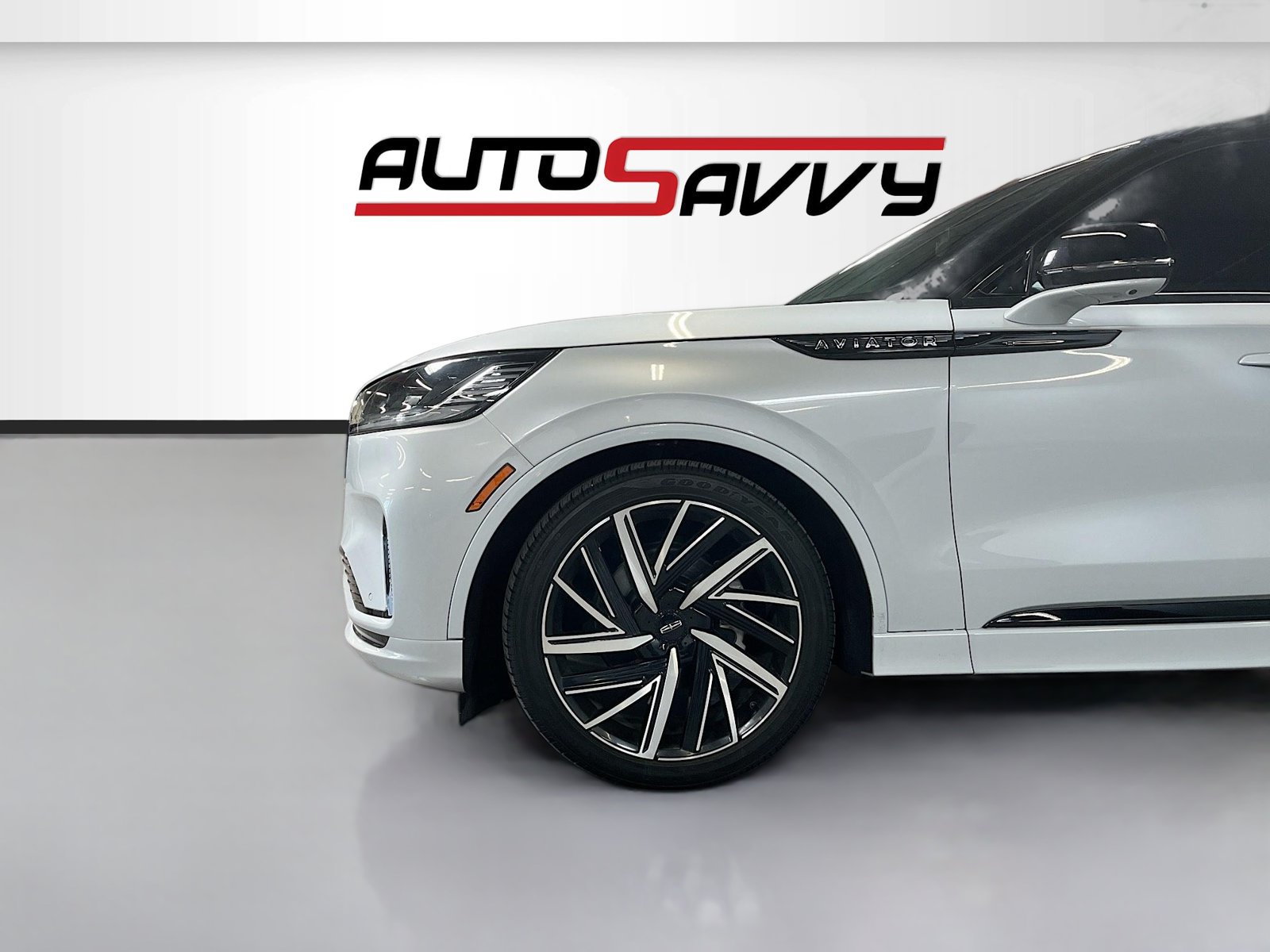 Used 2025 Lincoln Aviator Black Label w/ Black Label Special Edition AWD/4WD image 35