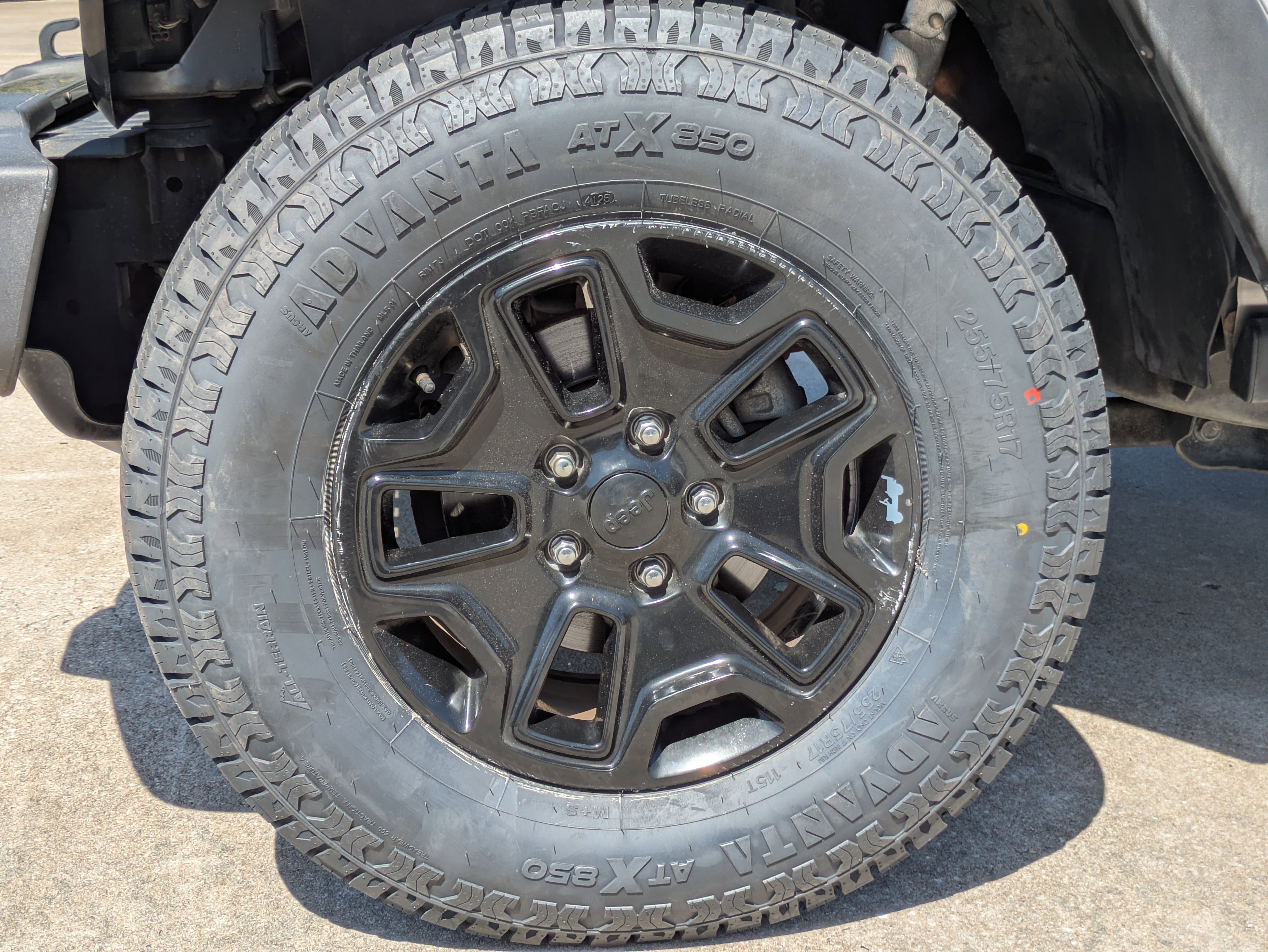 Used 2015 Jeep Wrangler Unlimited Sport image 27