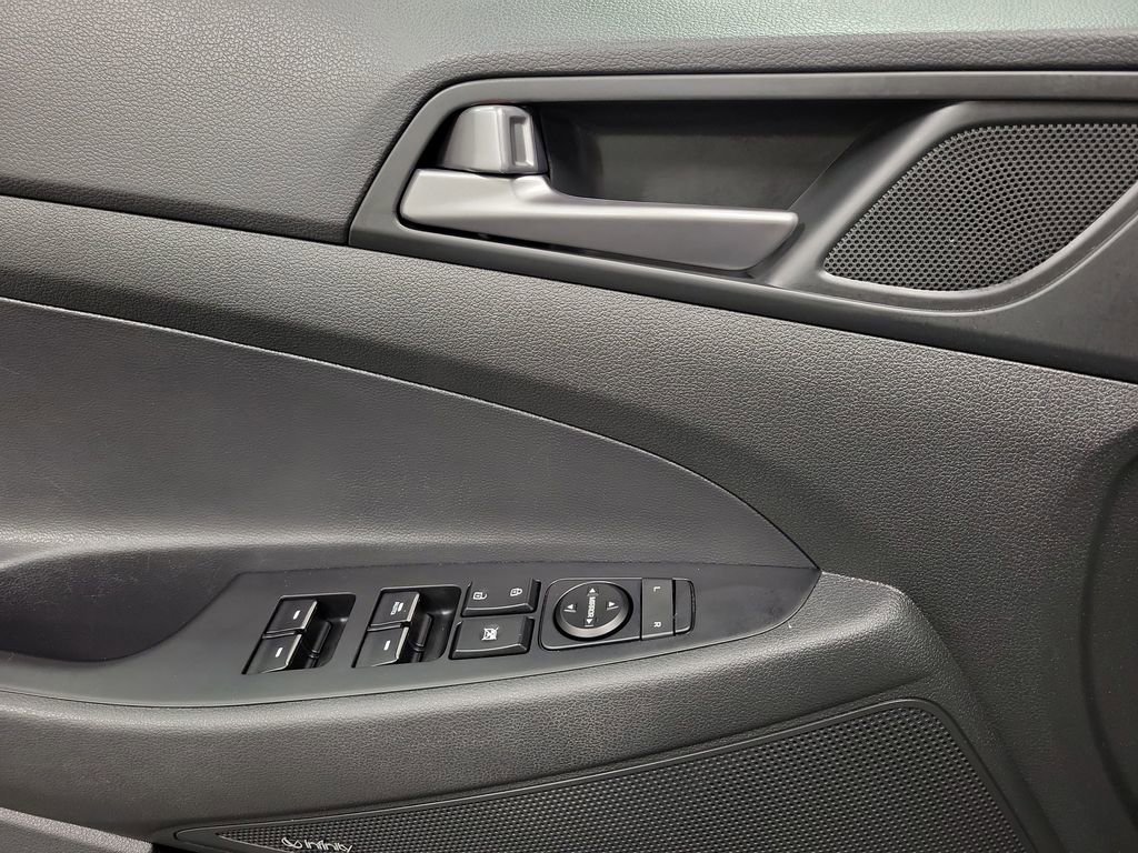 Used 2018 Hyundai Tucson Limited w/ Ultimate Package 02 image 21