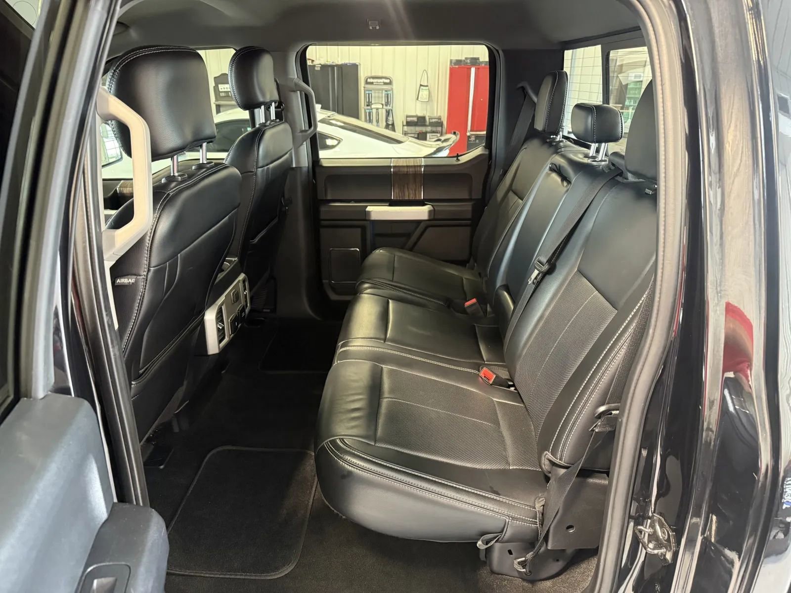 Used 2019 Ford F150 Lariat w/ Trailer Tow Package AWD/4WD image 16