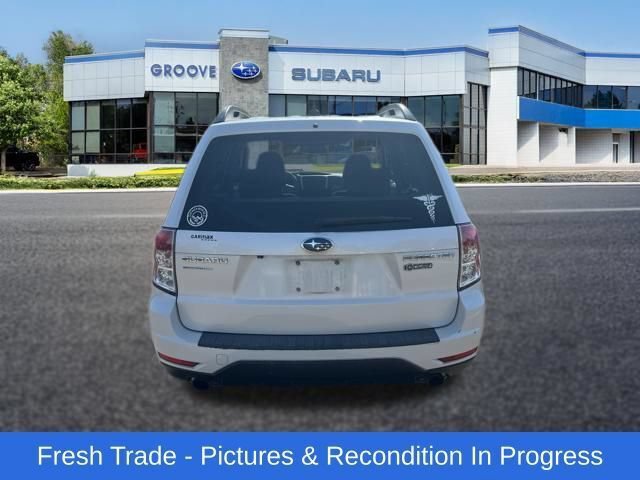 Used 2012 Subaru Forester 2.5X Limited AWD/4WD image 4