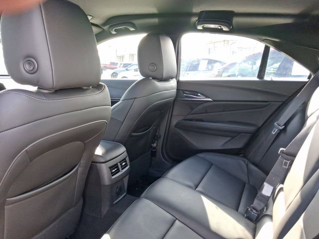 Used 2022 Cadillac CT4 Luxury RWD image 5