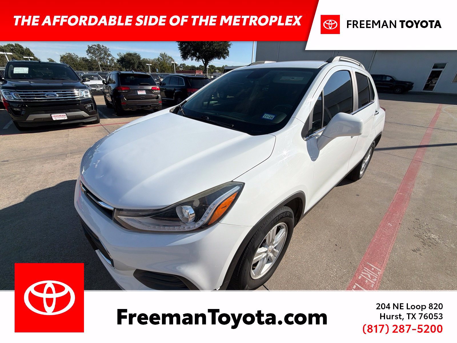 Used 2017 Chevrolet Trax LT w/ LT Convenience Package FWD image 1