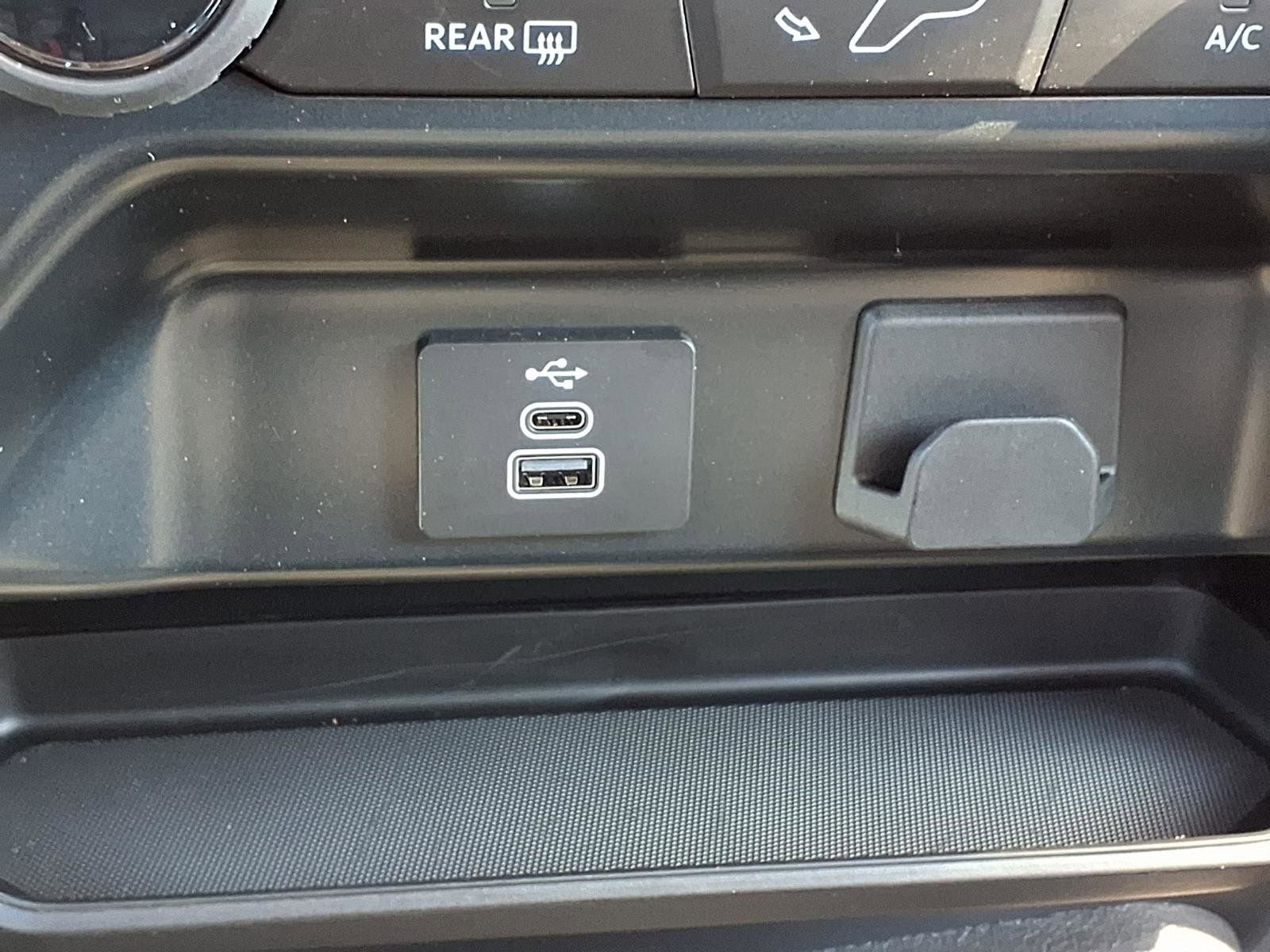 Used 2025 Ford F150 XL image 24