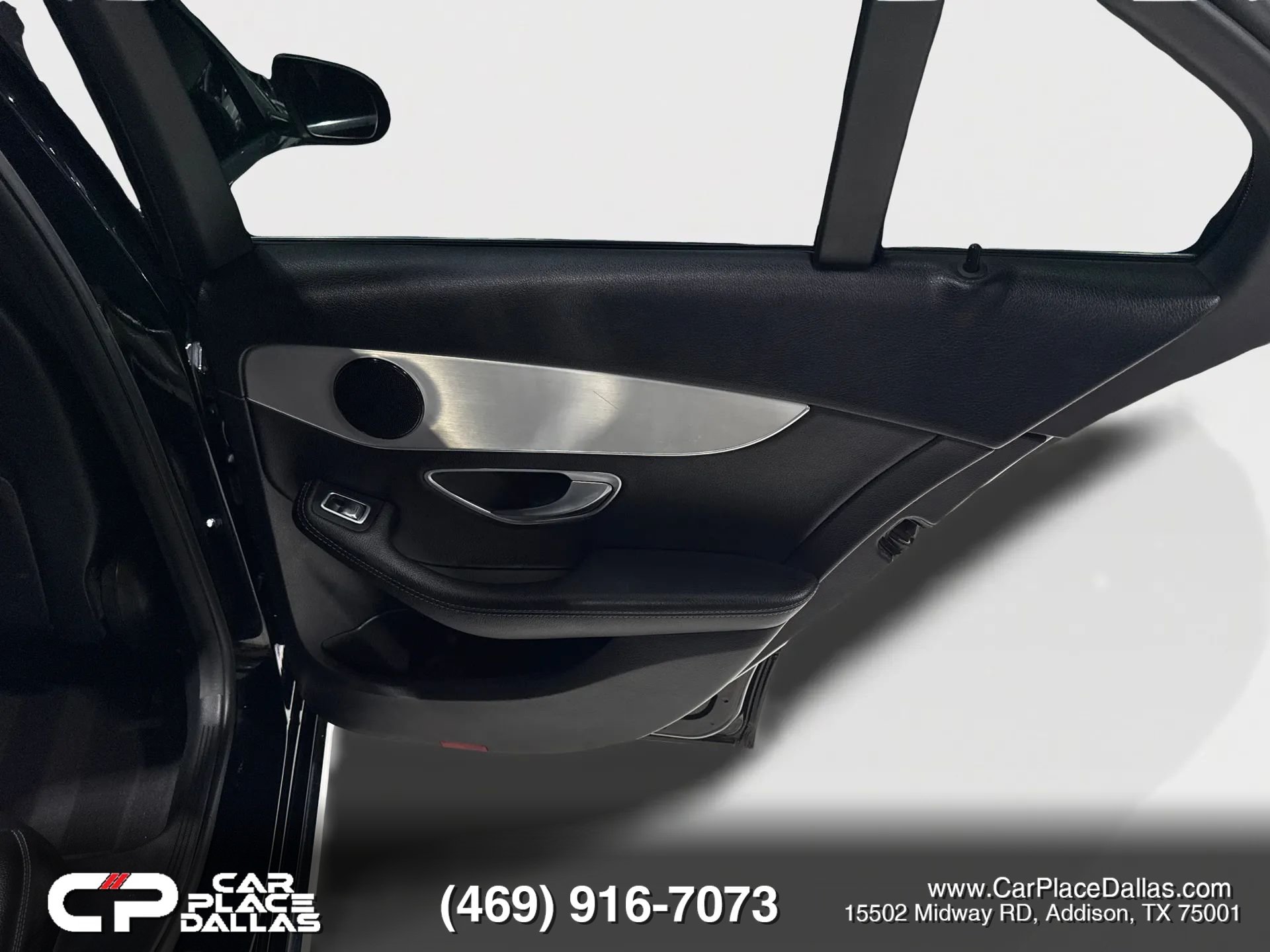 Used 2019 Mercedes-Benz C 300 Sedan w/ Premium Package image 25
