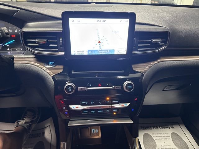 Used 2023 Ford Explorer Limited w/ Equipment Group 301A image 8